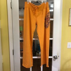 Re-poshing.  xl Lucky Brand sweats